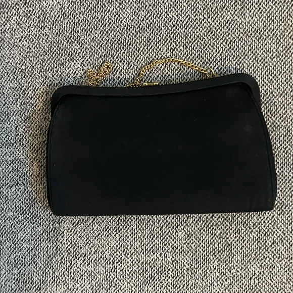 Vintage Black and Gold Structured Clutch with Chain - Picture 3 of 4
